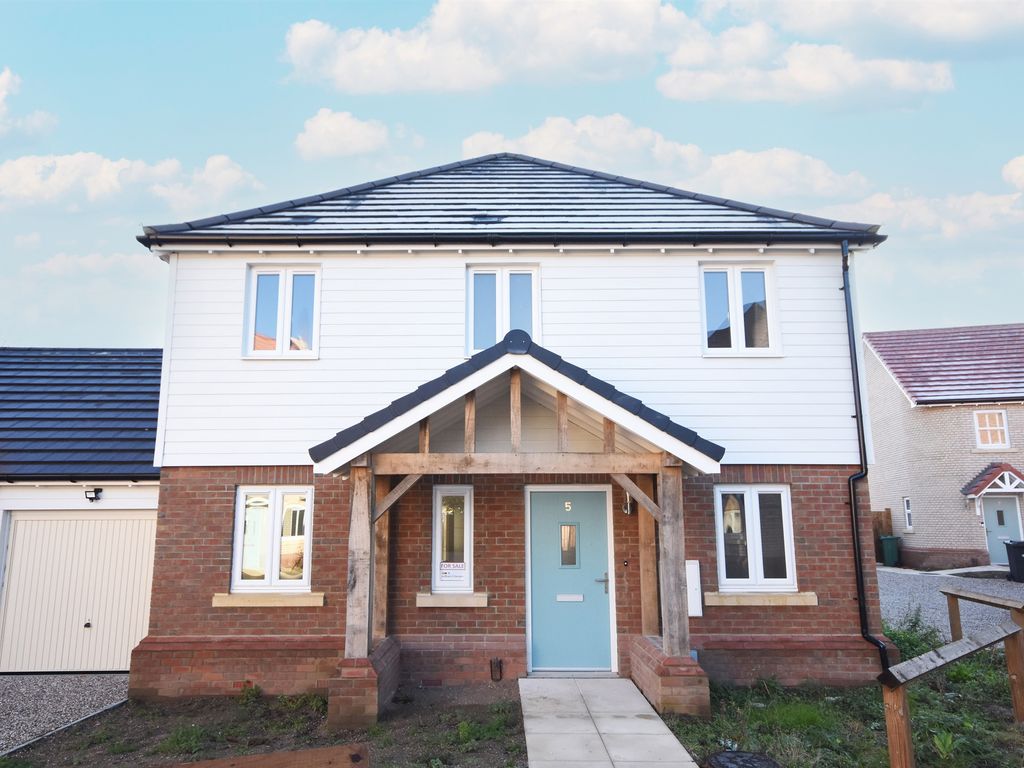 New home, 4 bed detached house for sale in Mansion Gardens, Church Lane