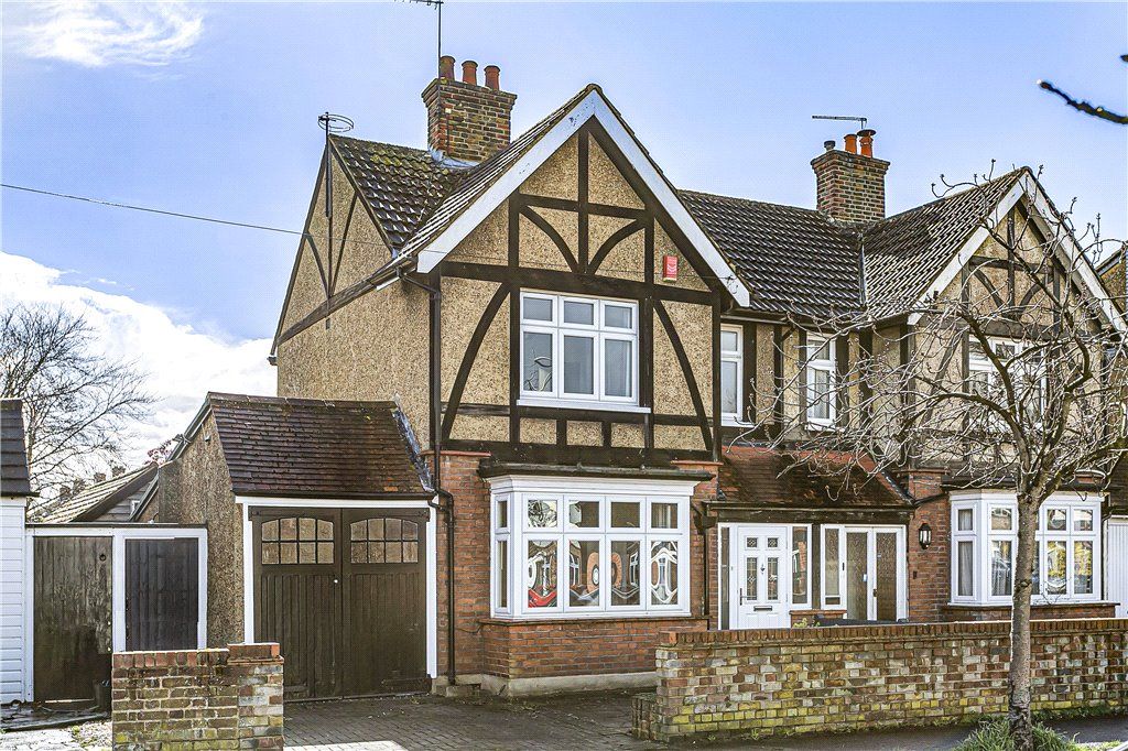 3 bed semidetached house to rent in Burgoyne Road, SunburyOnThames