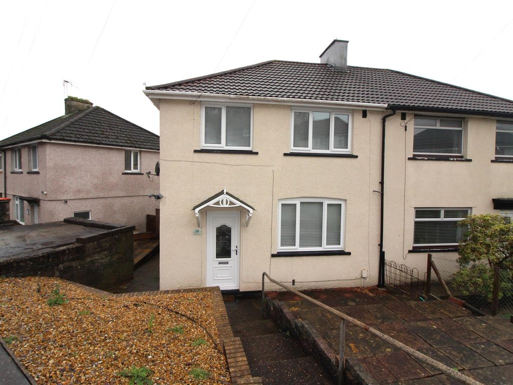 3 bed semidetached house for sale in Graig Park Avenue, Newport NP20