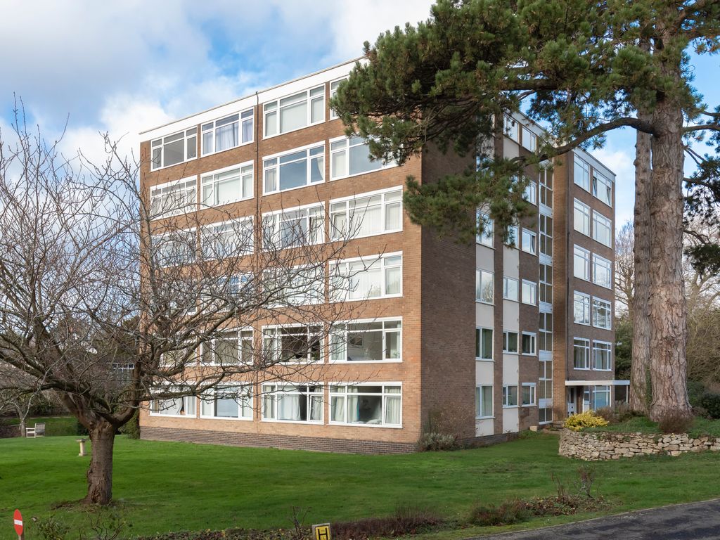 1 bed flat to rent in Withyholt Court, Charlton Kings, Cheltenham GL53