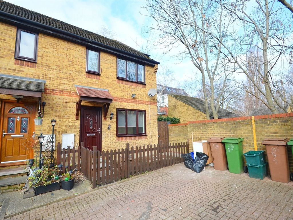 2 bed end terrace house to rent in Lyle Close, Mitcham CR4 Zoopla