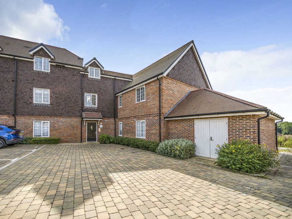 1 bed flat for sale in The Nightingales, Haywards Heath RH17 Zoopla