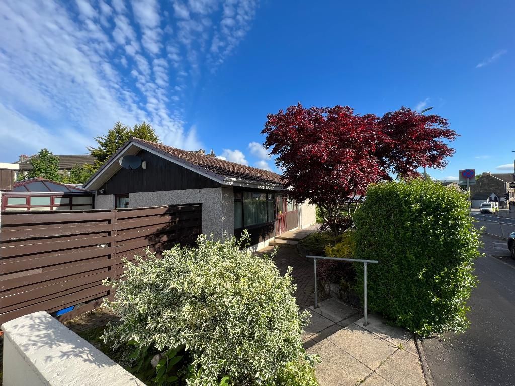 4 bed detached bungalow for sale in Lenzie Road, Kirkintilloch G66 Zoopla