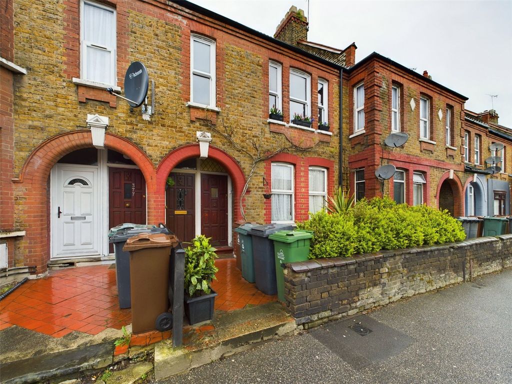 2 bed flat for sale in Chingford Road, Walthamstow, London E17 Zoopla