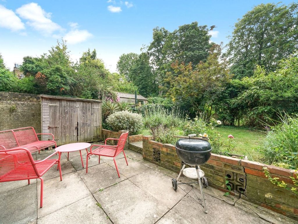2 bed flat for sale in Huddleston Road, London N7 Zoopla
