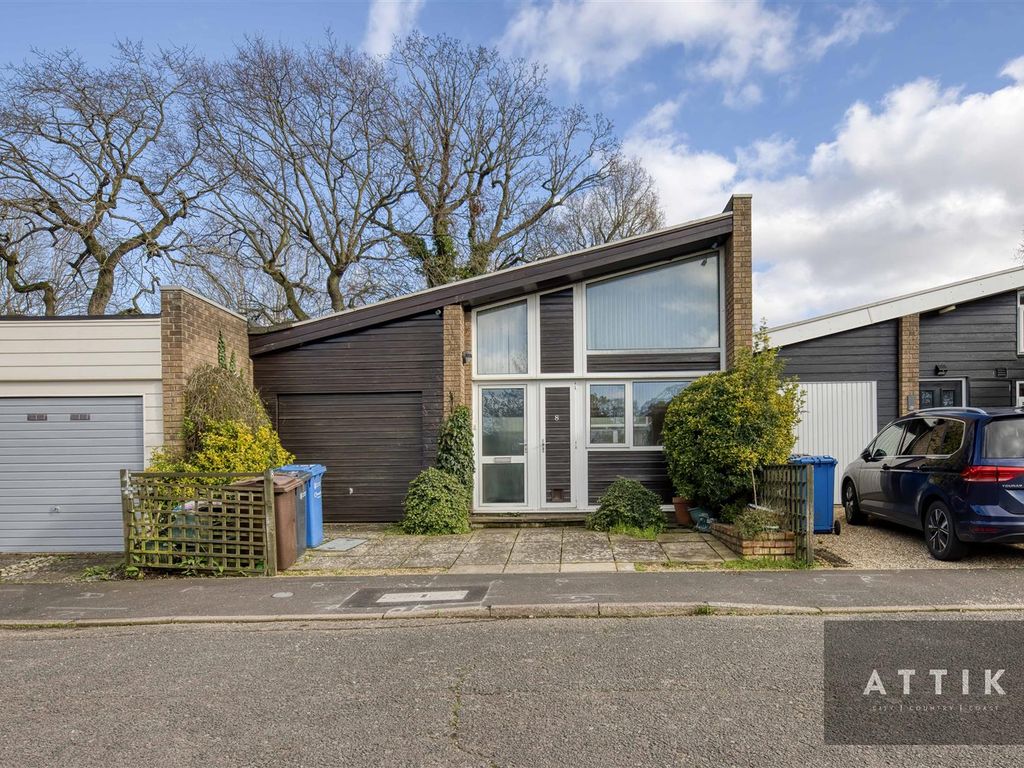 3 bed terraced bungalow for sale in Caroline Court, Norwich NR4, £