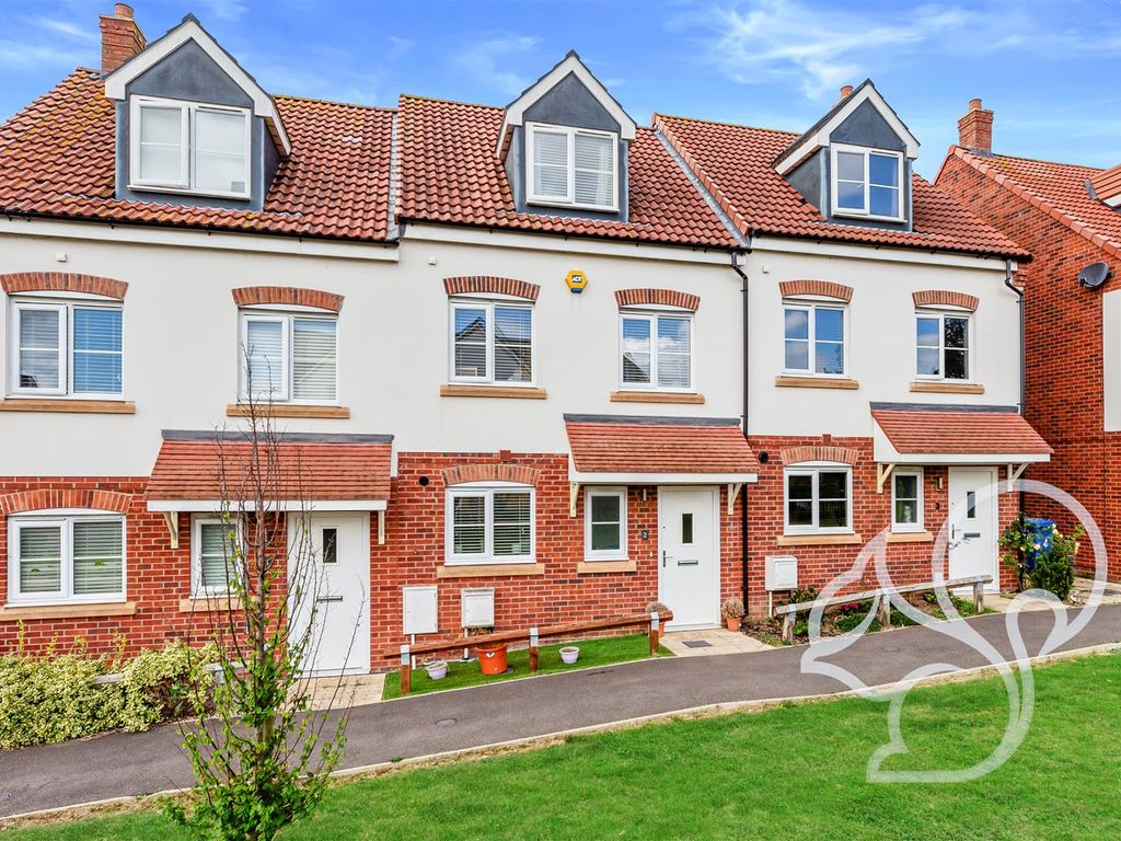 3 bed town house for sale in Heckford Road, Great Cornard, Sudbury CO10