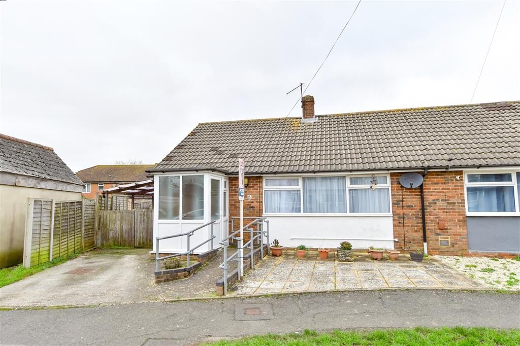 2 bed semidetached bungalow for sale in Ivy Crescent, Bognor Regis