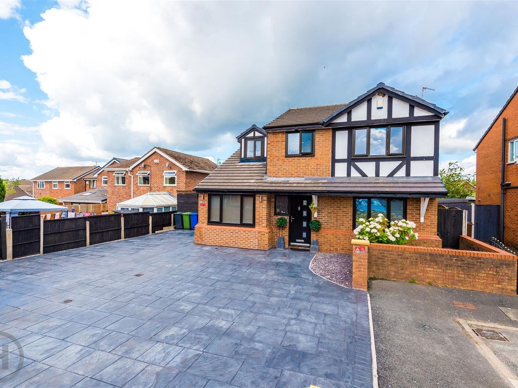 5 bed detached house for sale in Footman Close, Astley, Manchester M29