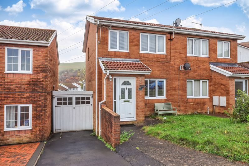 3 bed semidetached house for sale in 3 Ffordd Taliesin, Cilfynydd