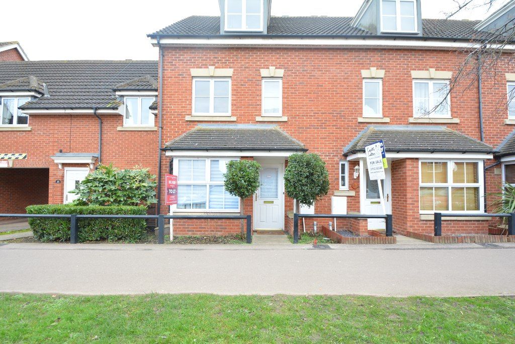 4 bed terraced house to rent in Westlake Avenue, Hampton Vale