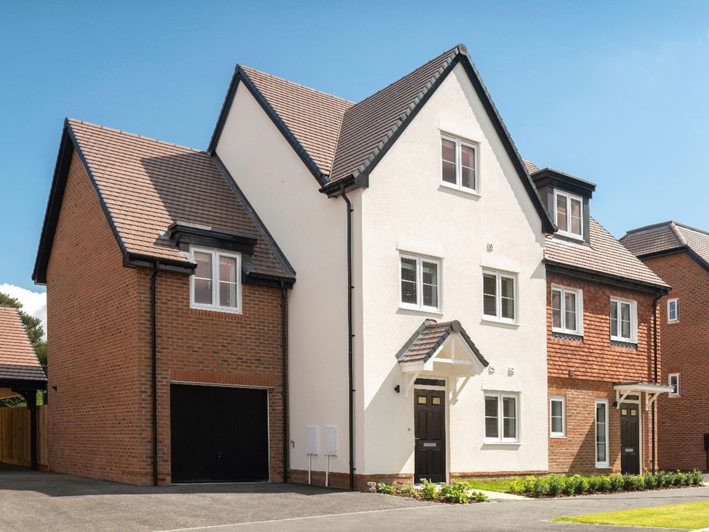 New home, 4 bed property for sale in Langley Court, Beckenham BR3 Zoopla