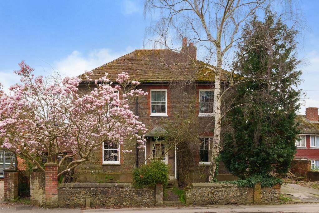 5 bed detached house for sale in Newbury, Berkshire RG14, £795,000 Zoopla