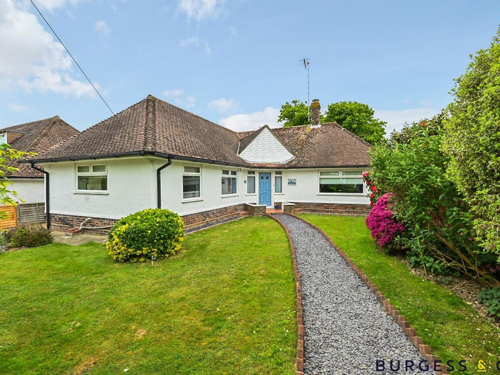 2 bed detached bungalow for sale in Willow Drive, BexhillOnSea TN39