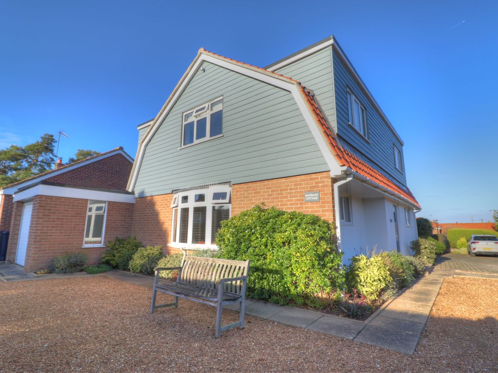 4 bed detached house for sale in Ploughmans Piece, Thornham, Hunstanton