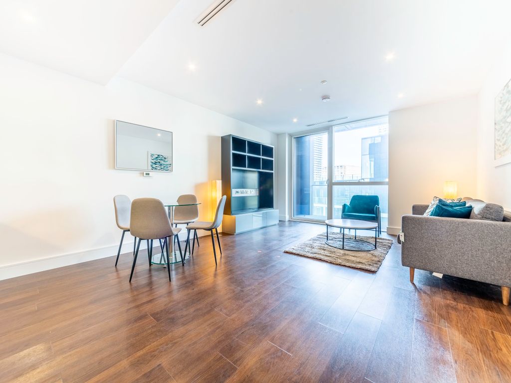 1 bed flat to rent in Maine Tower, 9 Harbour Way, Canary Wharf, London