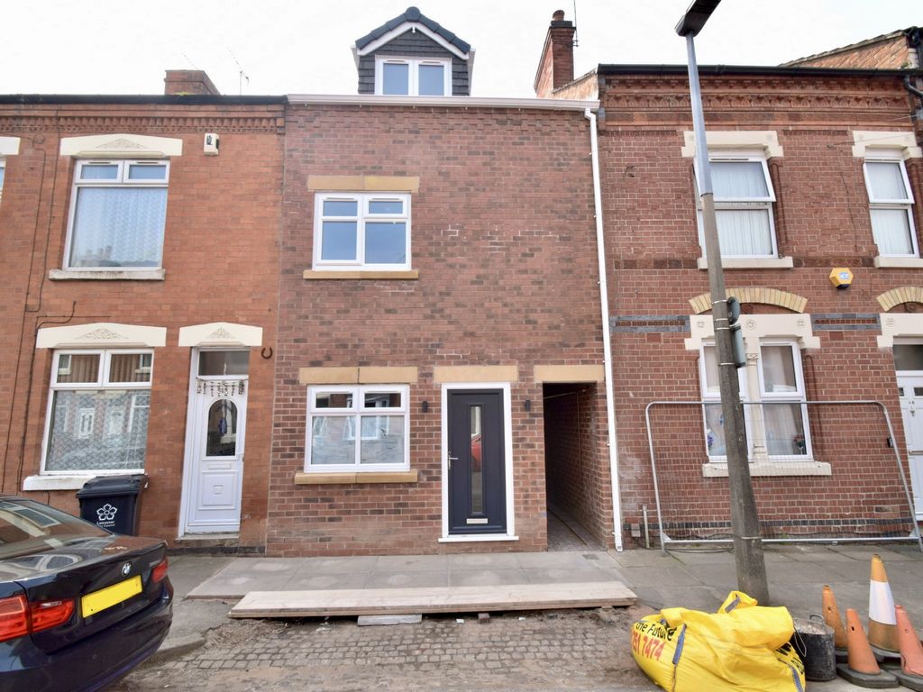 4 bed terraced house for sale in Gipsy Road, Belgrave, Leicester LE4, £