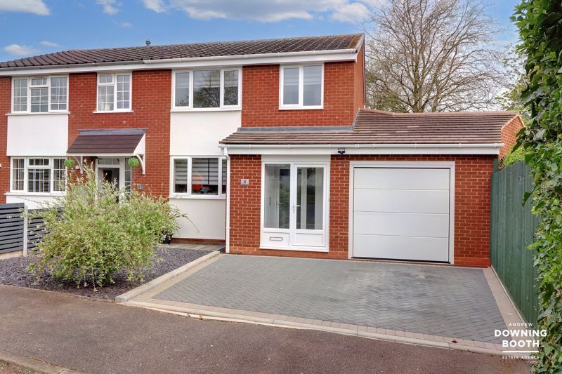 3 bed semidetached house for sale in Meadowbrook Road, Lichfield WS13