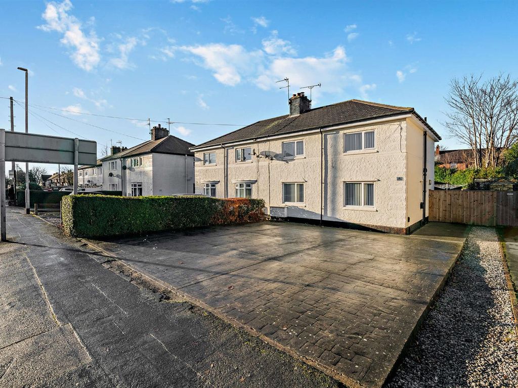 3 bed semidetached house for sale in Southwood Road, Cottingham HU16