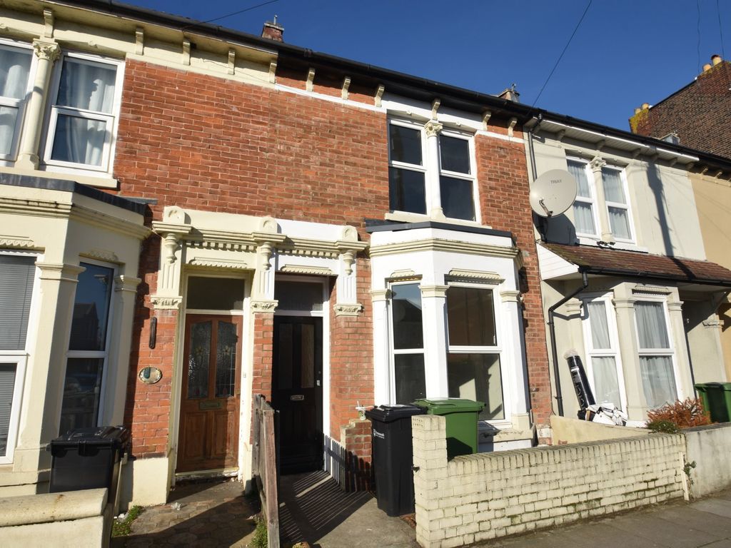 3 bed terraced house for sale in Francis Avenue, Southsea PO4 Zoopla