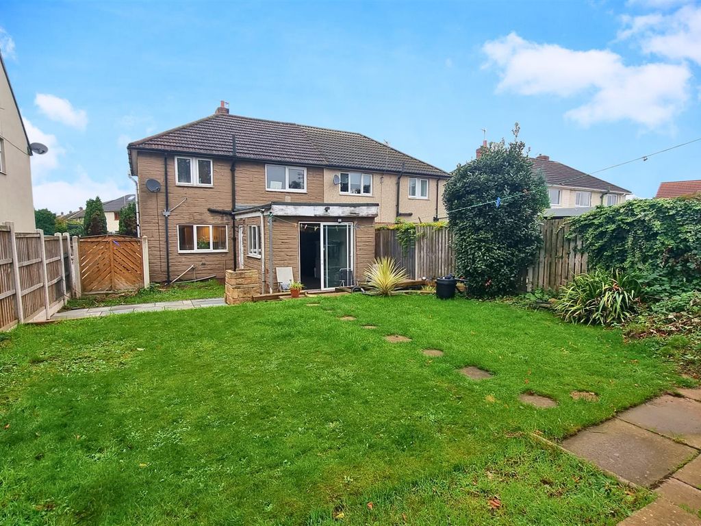 3 bed semidetached house for sale in Crewe Road, Castleford WF10, £125,000 Zoopla