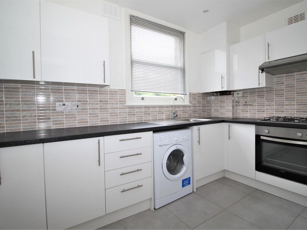 2 bed flat to rent in Chevening Road, Queens Park, London NW6 Zoopla