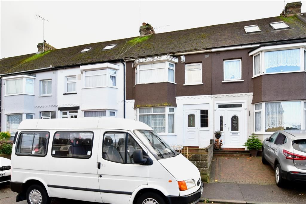 3 bed terraced house for sale in Mitchell Avenue, Chatham, Kent ME4