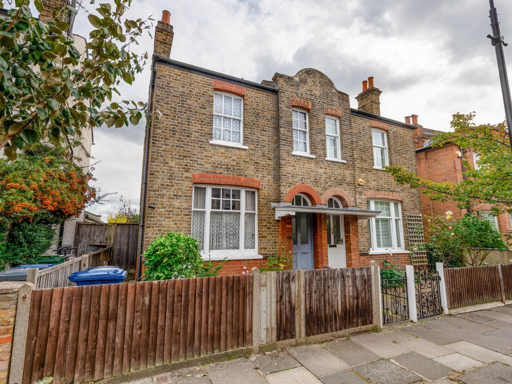 2 bed semidetached house for sale in Church Gardens, London W5, £