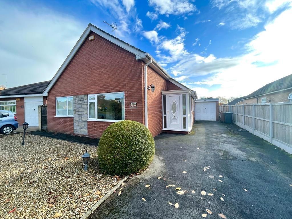 2 bed bungalow for sale in Tatton Drive, Sandbach CW11, £217,750 Zoopla