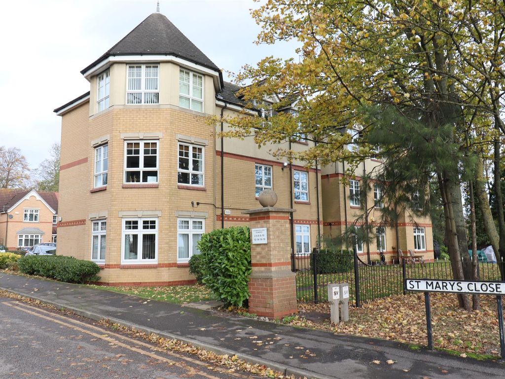 3 bed flat to rent in St. Marys Close, Hessle HU13, £850 pcm Zoopla