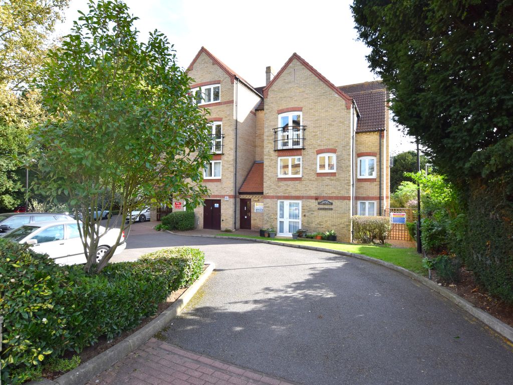 2 bed property for sale in Street, Huntingdon PE29, £100,000