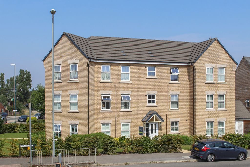 Kestrel Way, Leighton Buzzard LU7  
