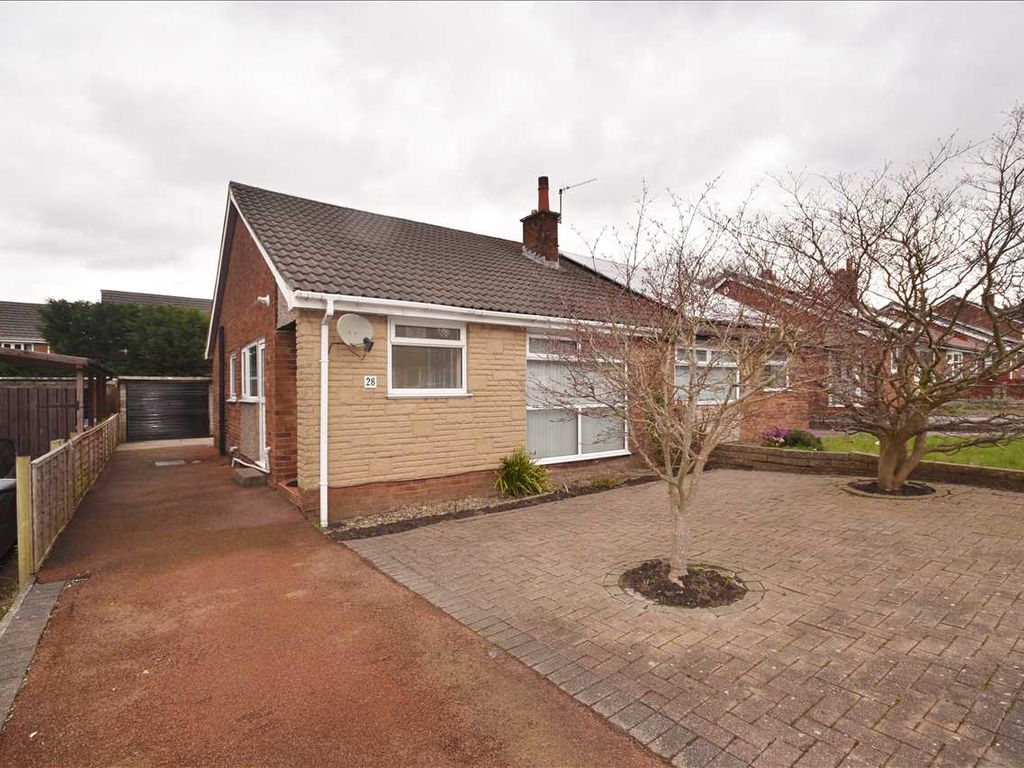 2 bed semidetached bungalow for sale in Kellet Avenue, Clayton Le