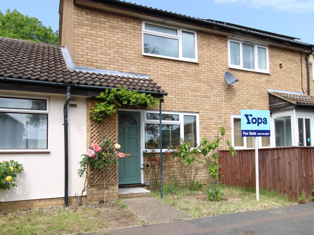 2 bed terraced house for sale in Bayford Pl, Kings Hedges, Cambridge