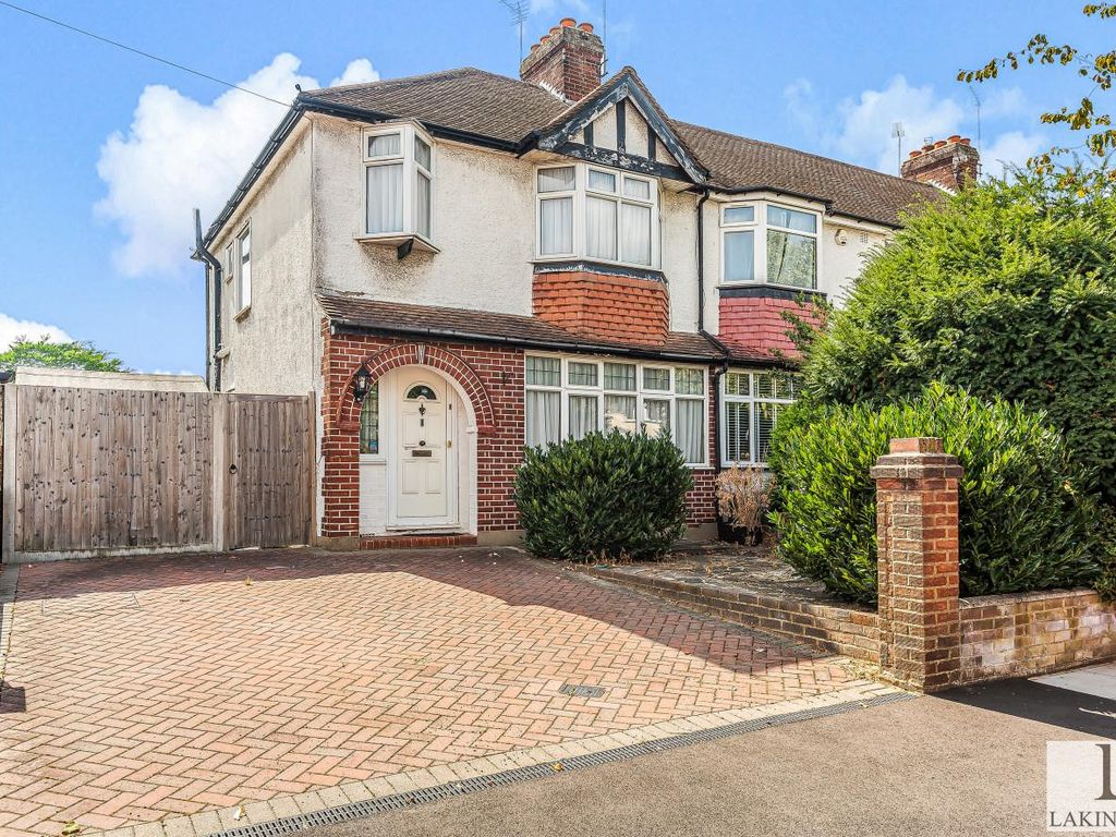 3 bed end terrace house for sale in Royal Crescent, Ruislip HA4 Zoopla
