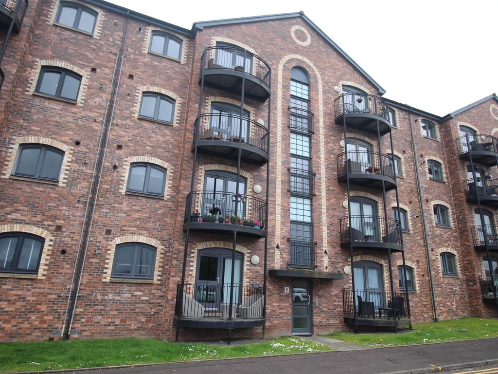 2 bed flat for sale in James Watt Way, Greenock PA15, £139,500 Zoopla