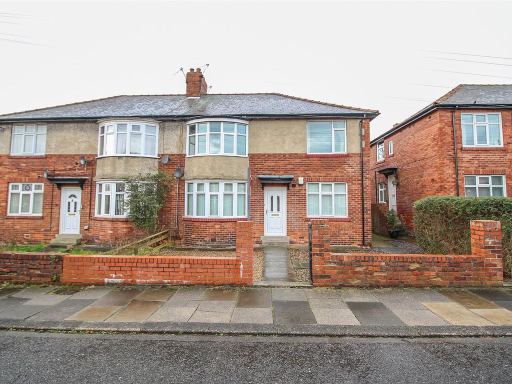 2 bed flat for sale in Ferndene Grove, High Heaton, Newcastle Upon Tyne