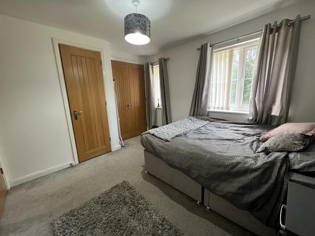 Room to rent in Room 1, Rafferty Adams Way, Longford, Coventry CV6, £