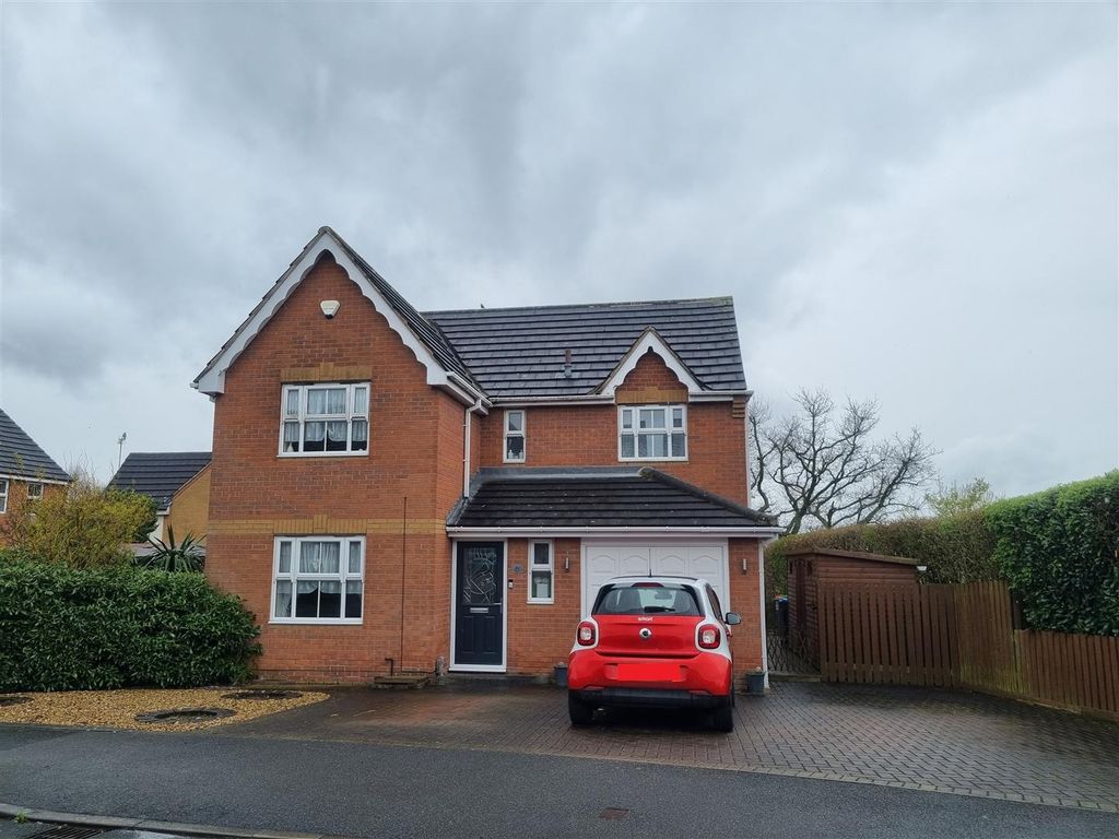 4 bed property for sale in Whitegates Way, Huthwaite, SuttonIn