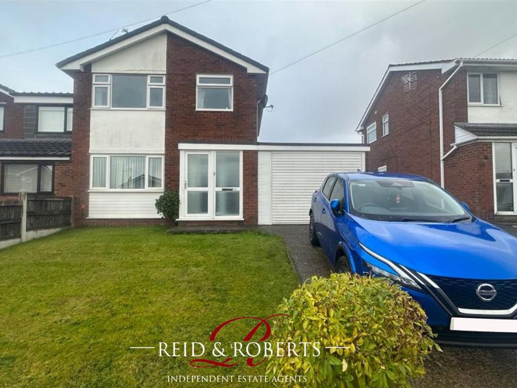 3 bed detached house for sale in Elm Walk, Mynydd Isa, Mold CH7, £