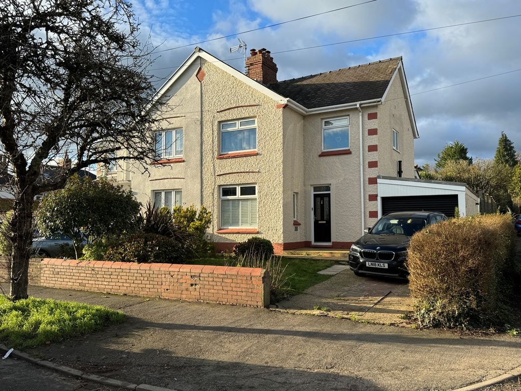 3 bed semidetached house for sale in Broadwalk, Caerleon, Newport NP18