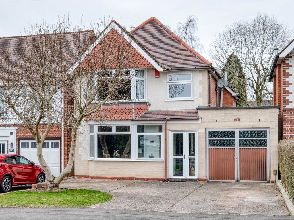 3 bed detached house for sale in Old Birmingham Road, Marlbrook