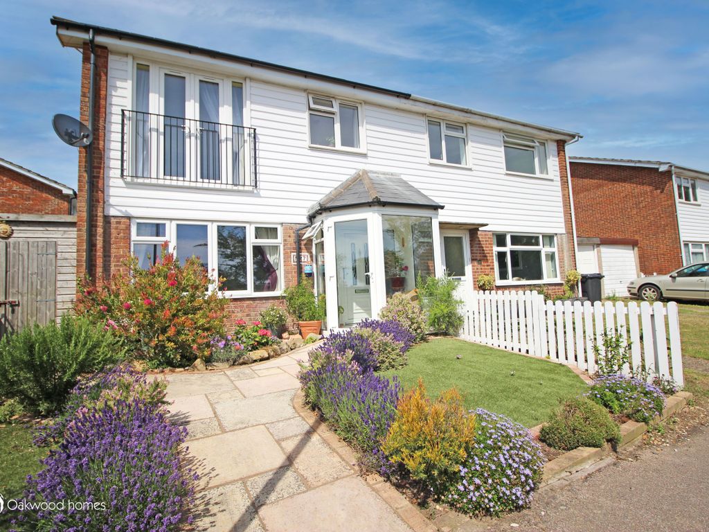 3 bed semidetached house for sale in Watchester Lane, Minster
