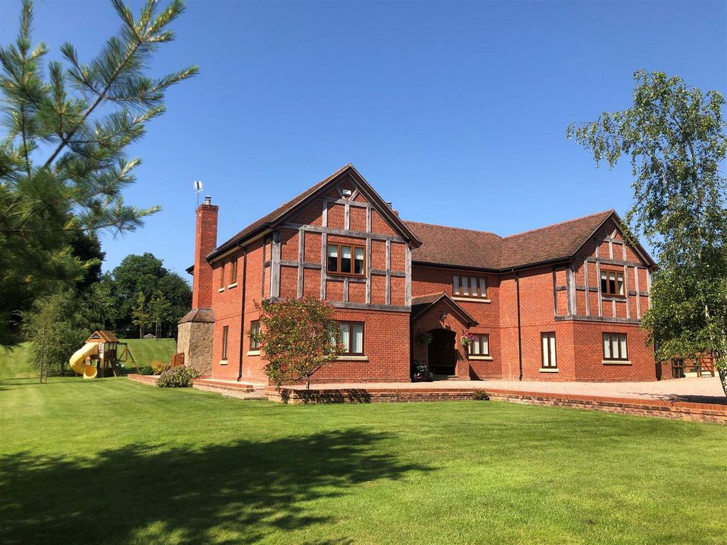 5 bed country house for sale in Acton Green, Acton Beauchamp