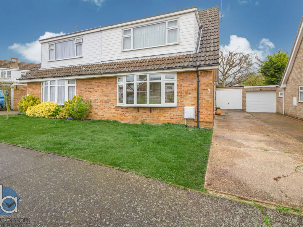 3 bed semidetached house for sale in Birchwood Way, Tiptree