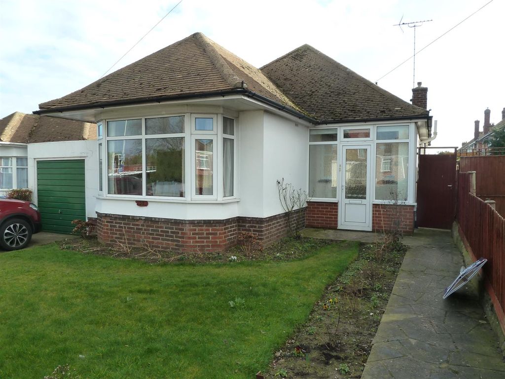 2 bed detached bungalow for sale in Newington Road, Ramsgate CT12 Zoopla