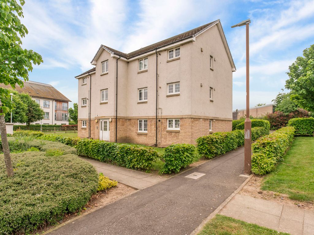 2 bed flat for sale in 29 Toll House Gardens, Tranent EH33, £159,995