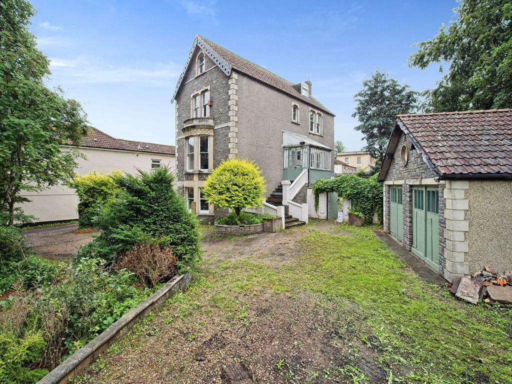 4 bed detached house for sale in Tower Road North, Warmley, Bristol