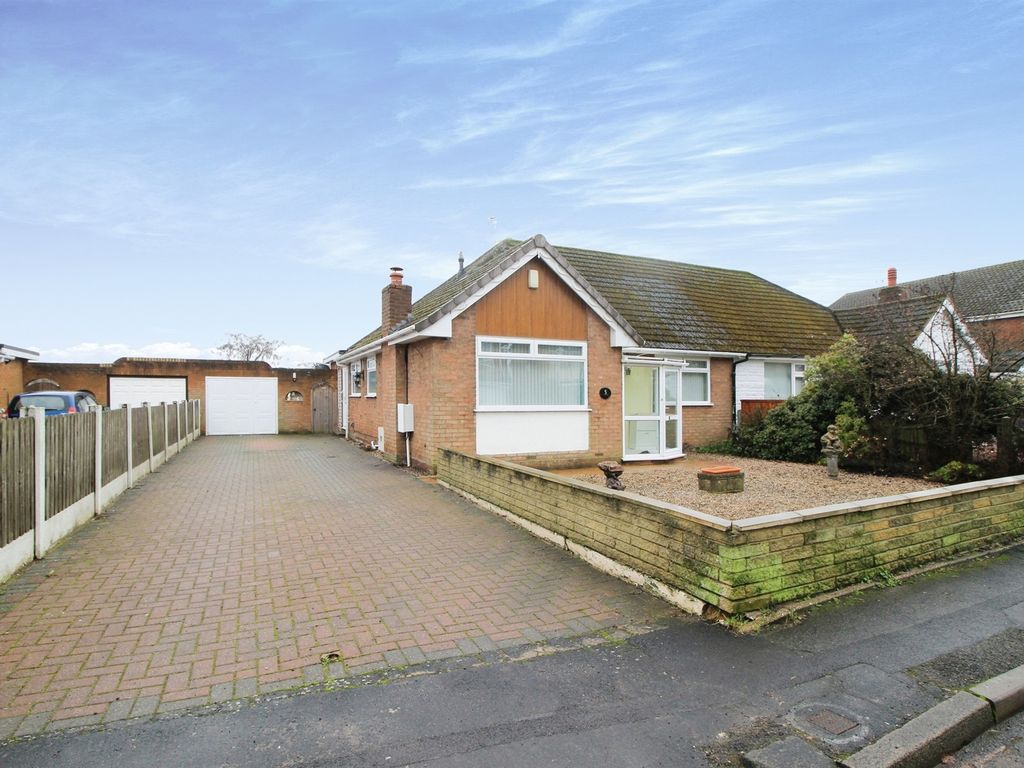 3 bed bungalow for sale in Norton Terrace, Norton Canes, Cannock WS11