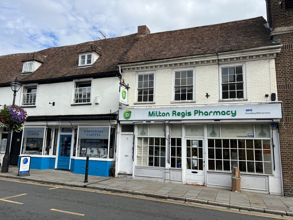 3 bed flat to rent in High Street, Sittingbourne ME10, £1,300 pcm Zoopla